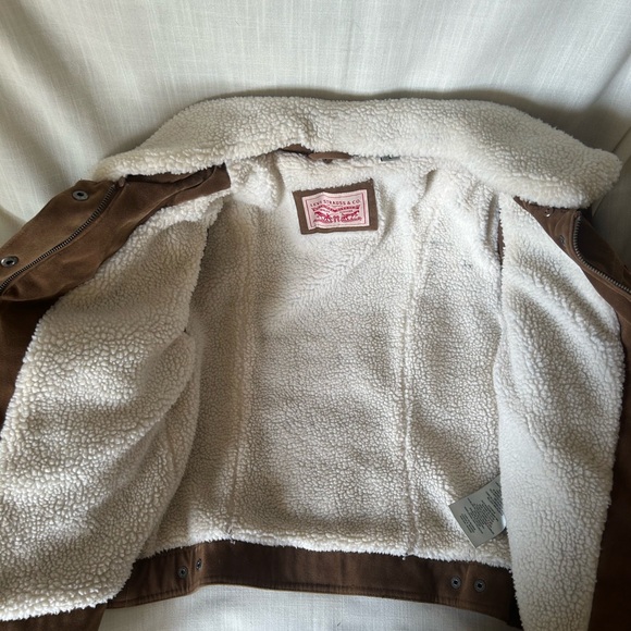 Levi’s Faux Suede Sherpa Jacket - Picture 5 of 5